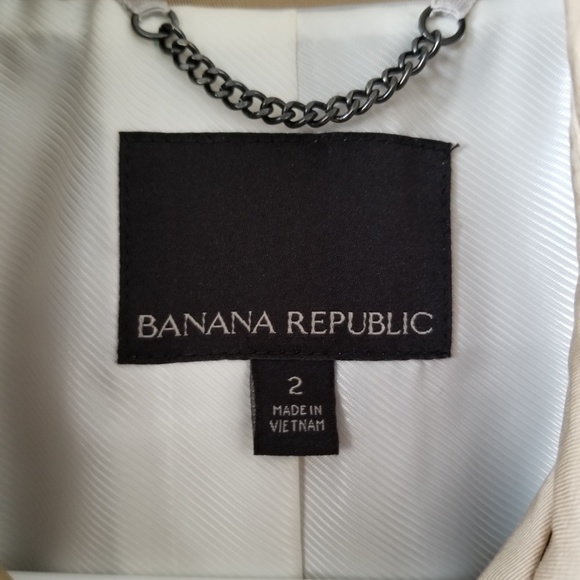 Chic Trench Coat 🧥👜 - Picture 4 of 4